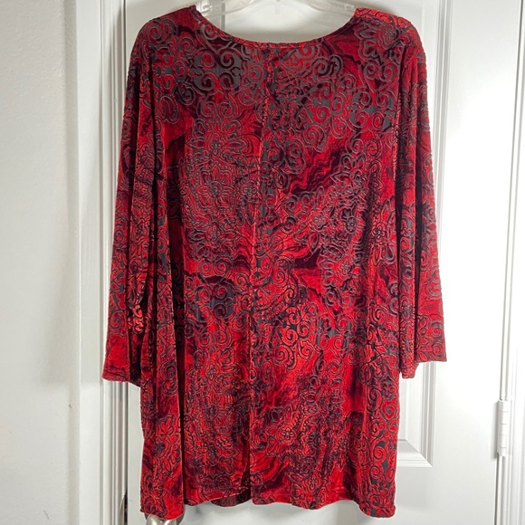 Catherine's 1X Red Burnout Velvet Tunic Top Plus Size 18/20W Long Sleeve - Picture 6 of 6